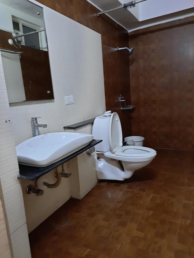 Hotel Grand Suites Indore Exteriör bild